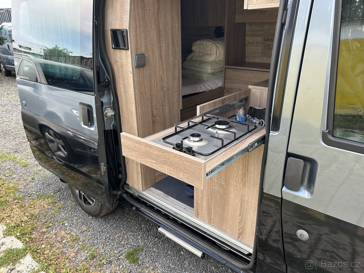 Obytná dodávka - 7