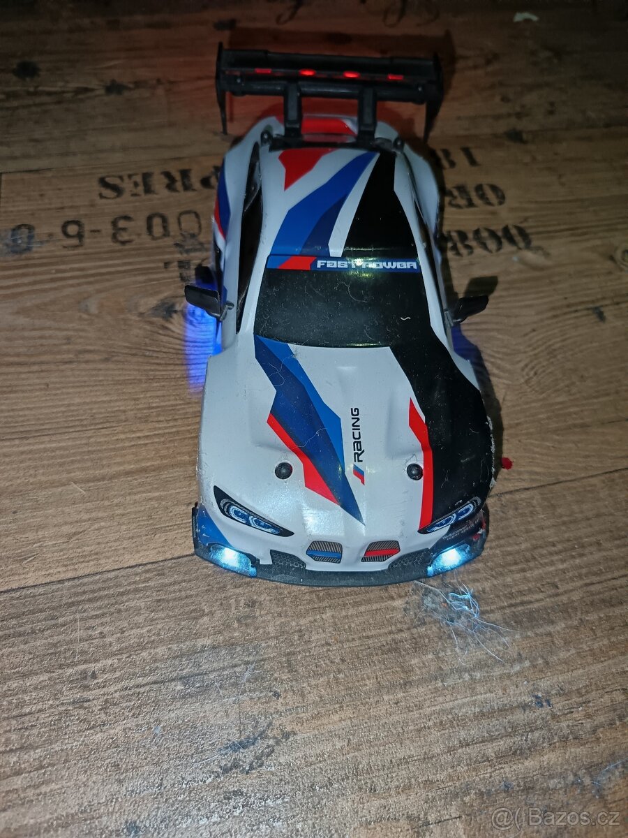 Prodám nové RC drift auto BMW 1:24 - 7