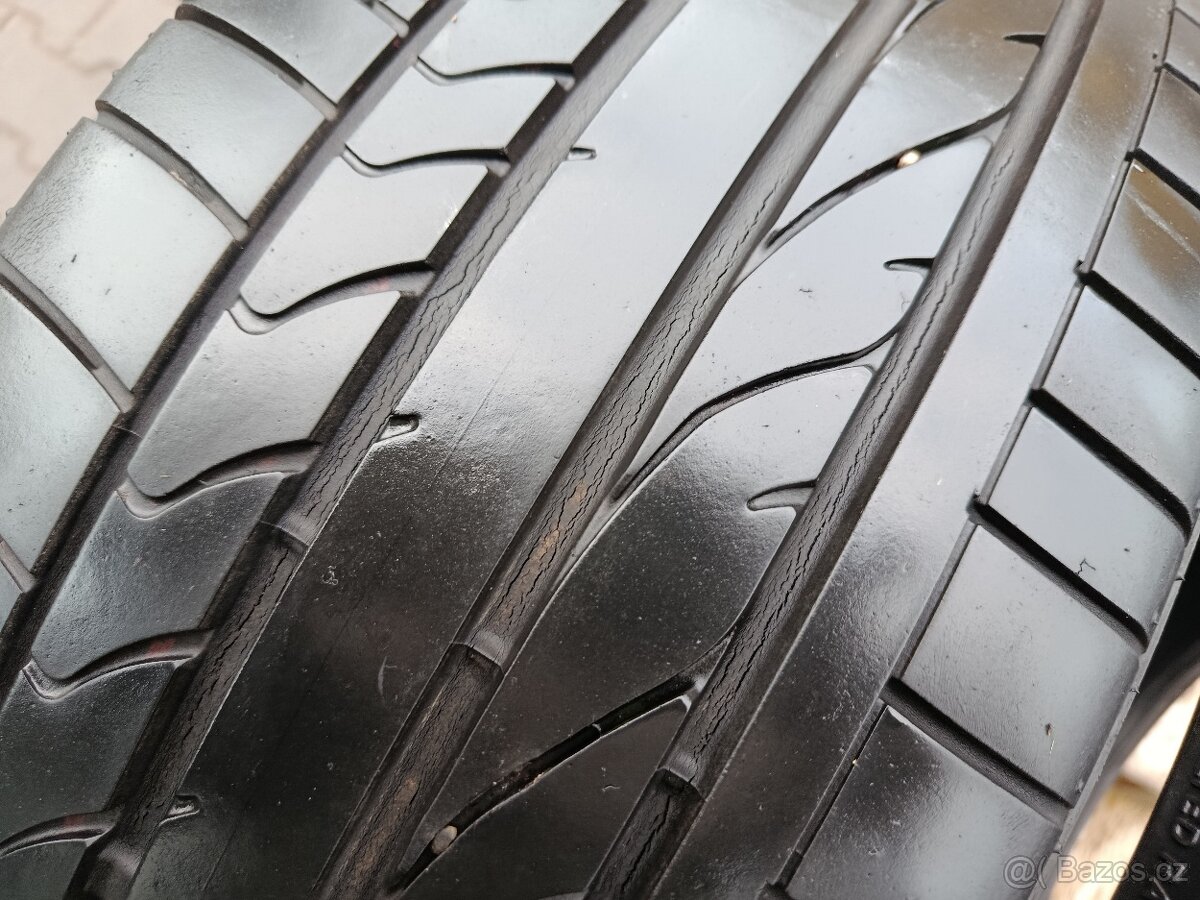 Letní pneu Bridgestone 235/40/19 - 7