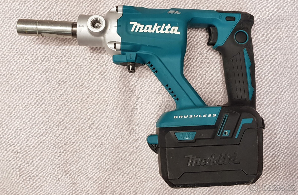 Aku míchadlo Makita DUT130, 1x bat a nabíječka, Pěkný stav - 7