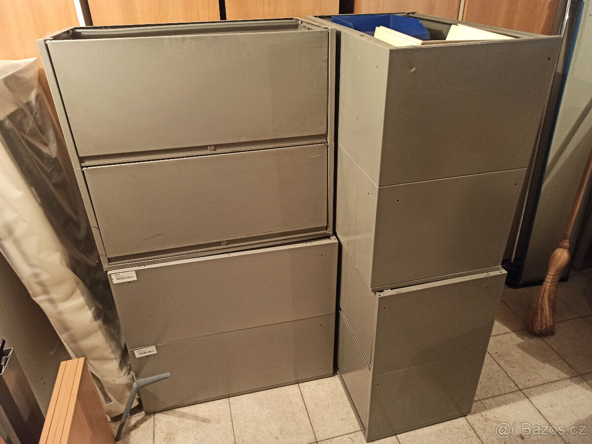 Kancelářské stoly Techo - 7