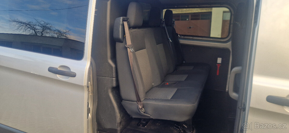 Ford Custom L2, 6 míst - 7