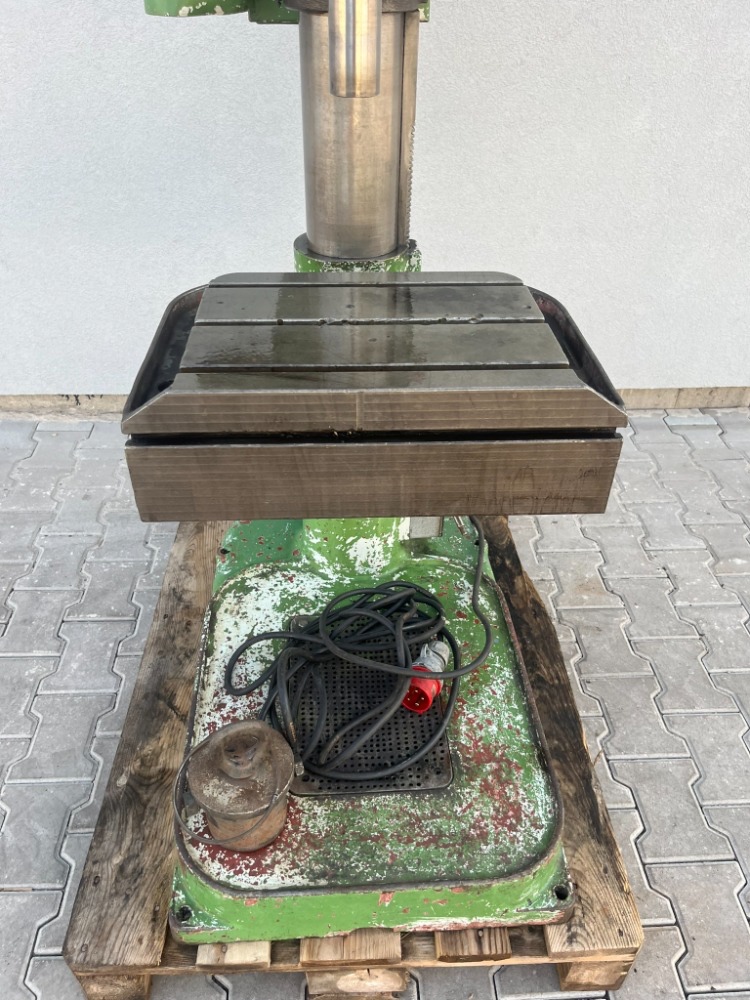 139. Sloupová vrtačka VS32B - 7