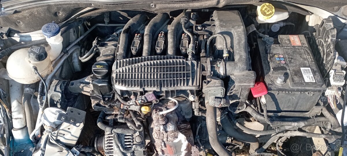 Peugeot 208 1.2 60kw díly - 7