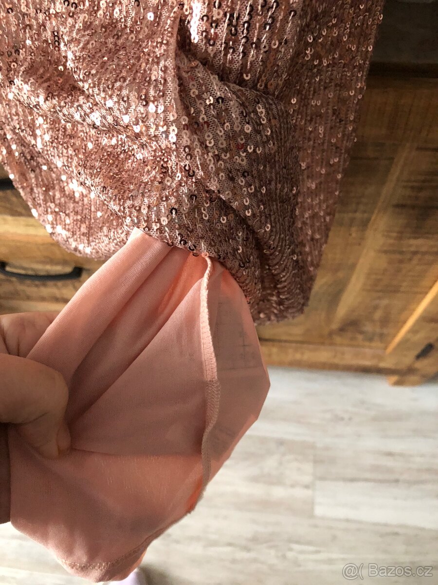 Nové šaty s cedulkou 44 - 7