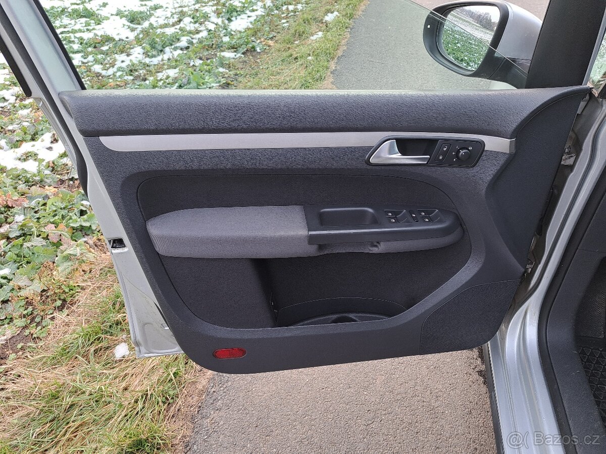 Volkswagen Touran 1.4 tsi CNG, 110 kW, Freestyle, 07/2010 ta - 7