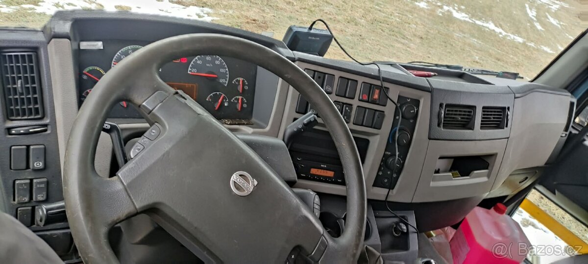 Prodám Volvo fekální vůz - 7