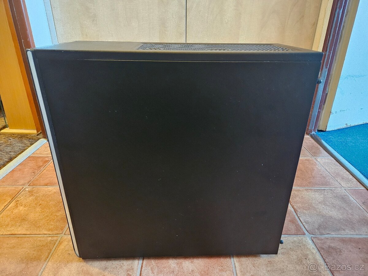 INTEL Core i5 / GTX 760 / 16GB RAM / SSD + HDD / Win 7 - 7