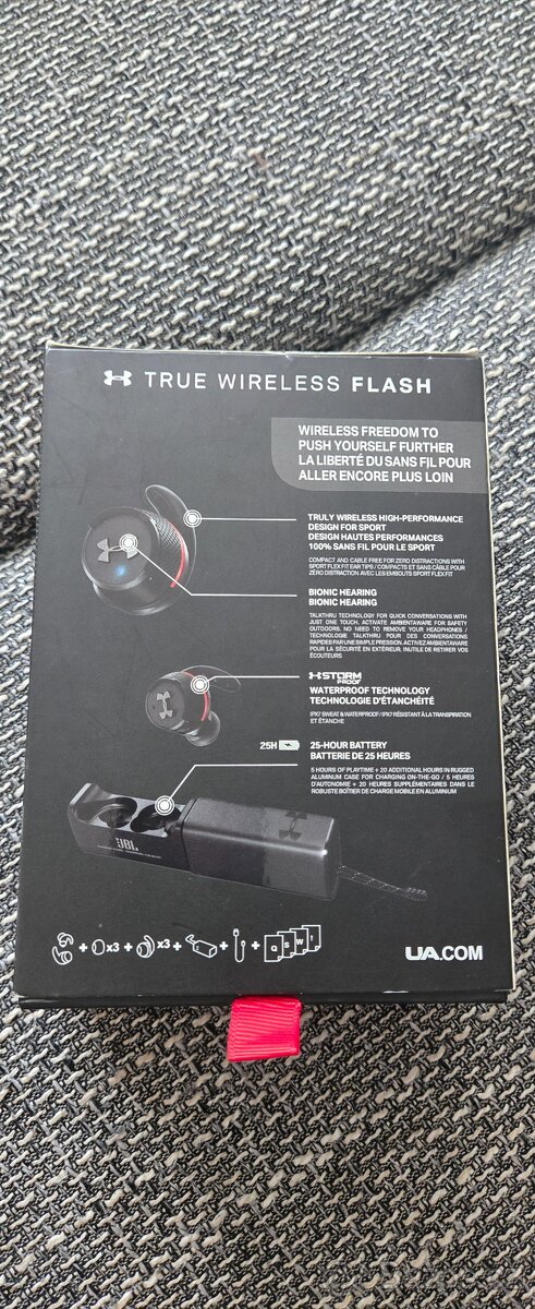Sluchátka JBL Under Armour True Wireless Flash - 7