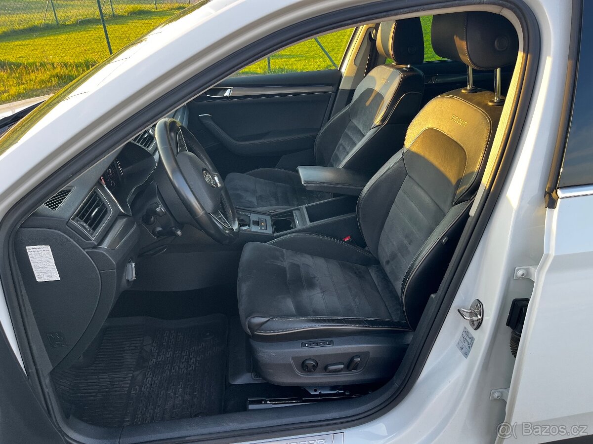 Škoda Superb Scout - 7