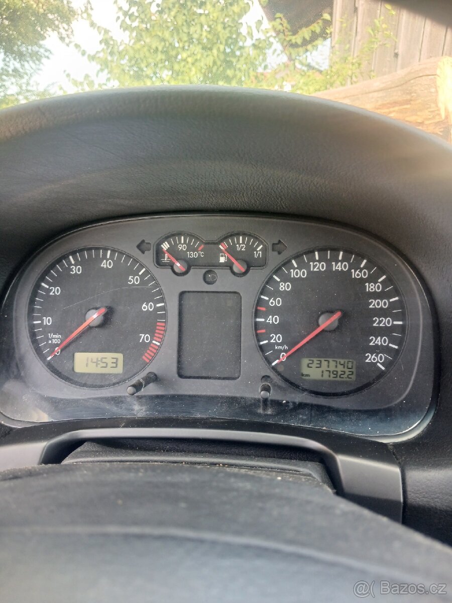 Prodám/vyměním golf,seat - 7