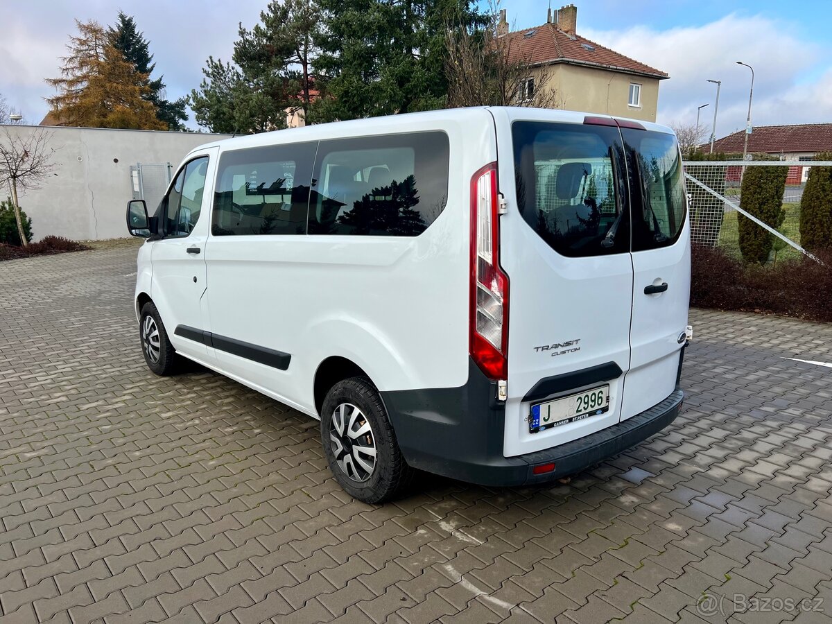 Ford Transit Custom Variobus 2,2 TDCi 92kW L1 300 9 míst - 7