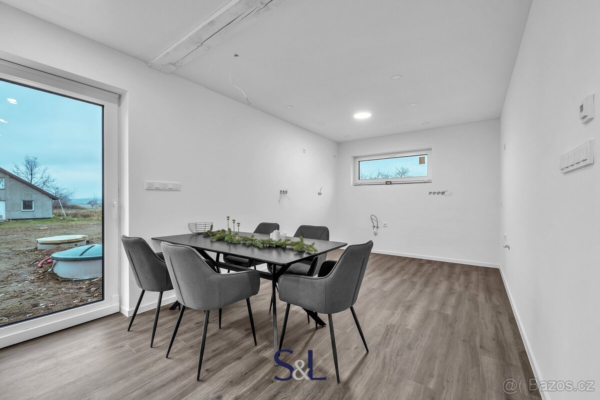 Prodej rodinné domy, 106 m² + dalších 108 m² v podkroví - Bř - 7