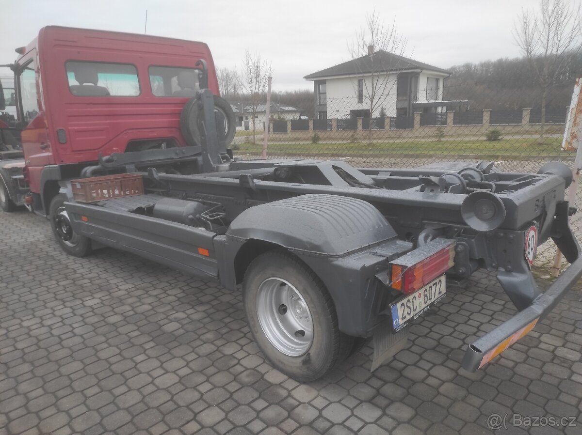 MERCEDES ATEGO r.v.2006 Kontejner - 7