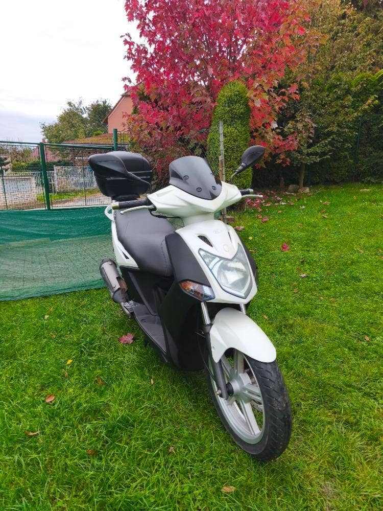 Kymco Agility City 125 (2015) 18 tis.km, kufr, po servisu - 7