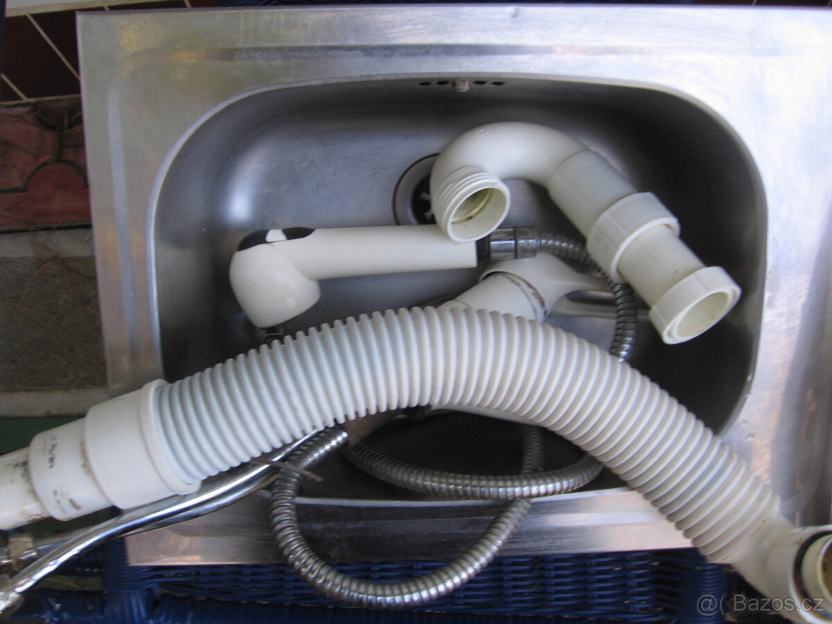 Kompletní kuchyň - 7