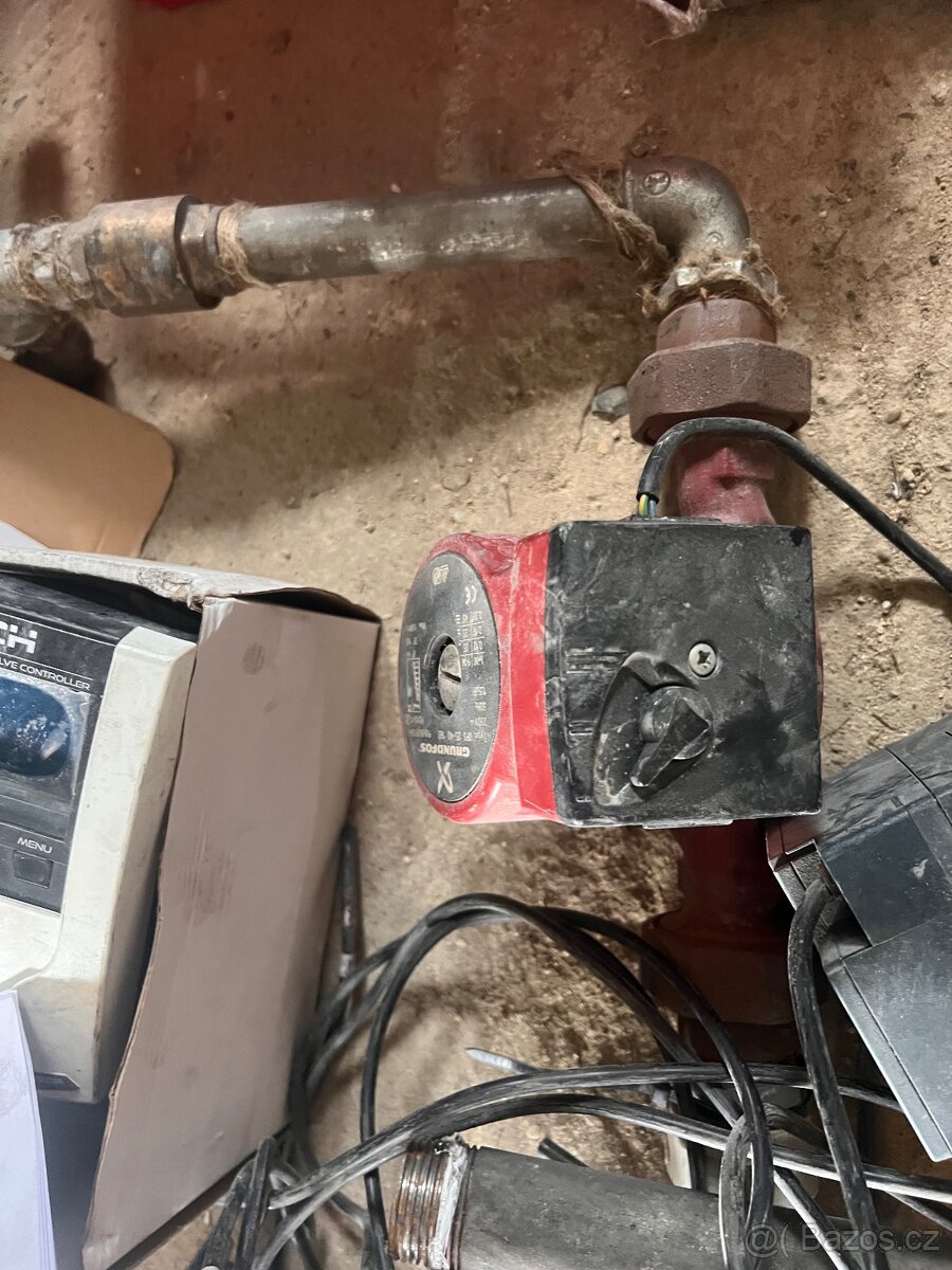 Regulátor, čtyřcestný servo ventil 1”, čerpadlo - 7