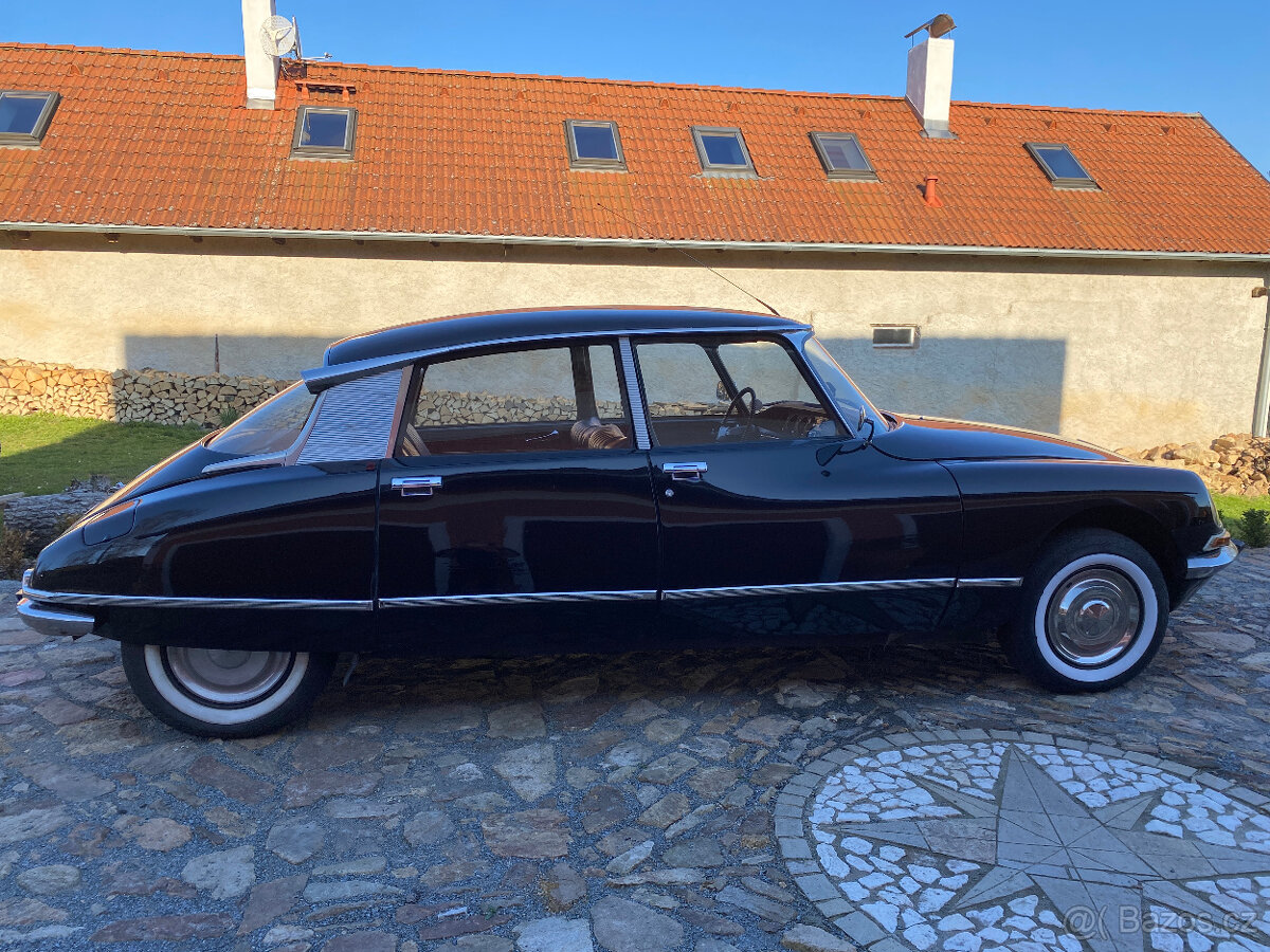 Citroen DS - 7