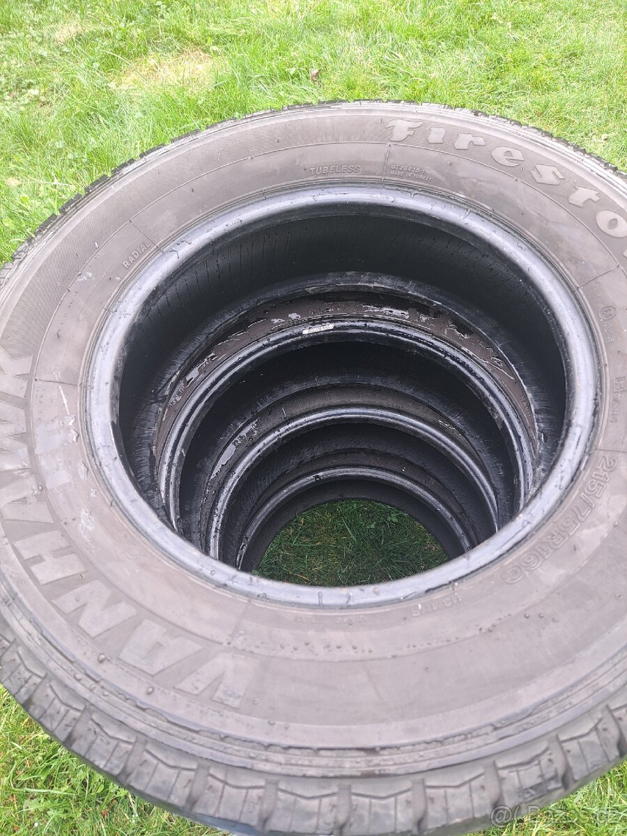 215/75/16c - 7