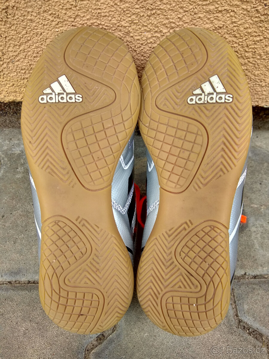 Dětské sálovky ADIDAS vel. 35 - 7