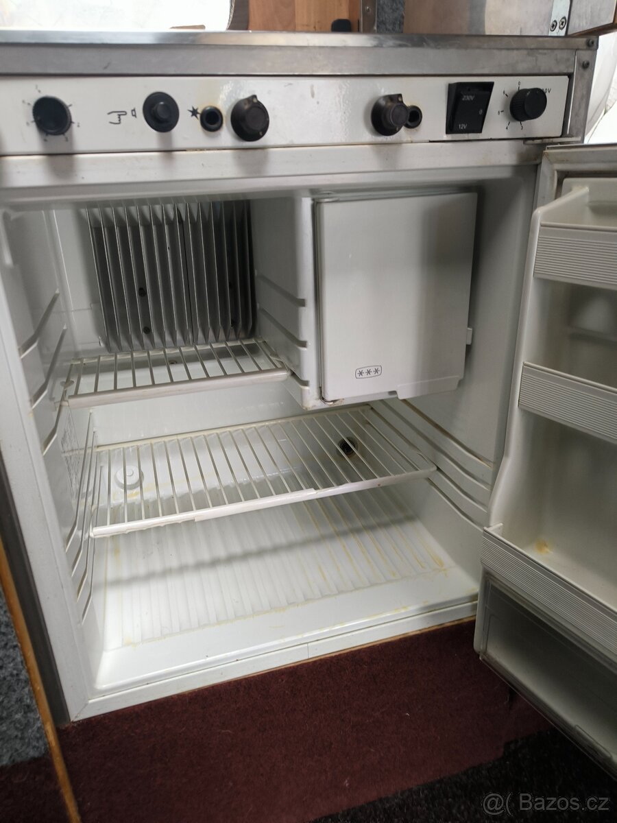 Karavan Wilk 502 - 7