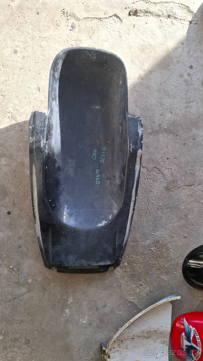 Honda cbr 900 rr kapoty - 7