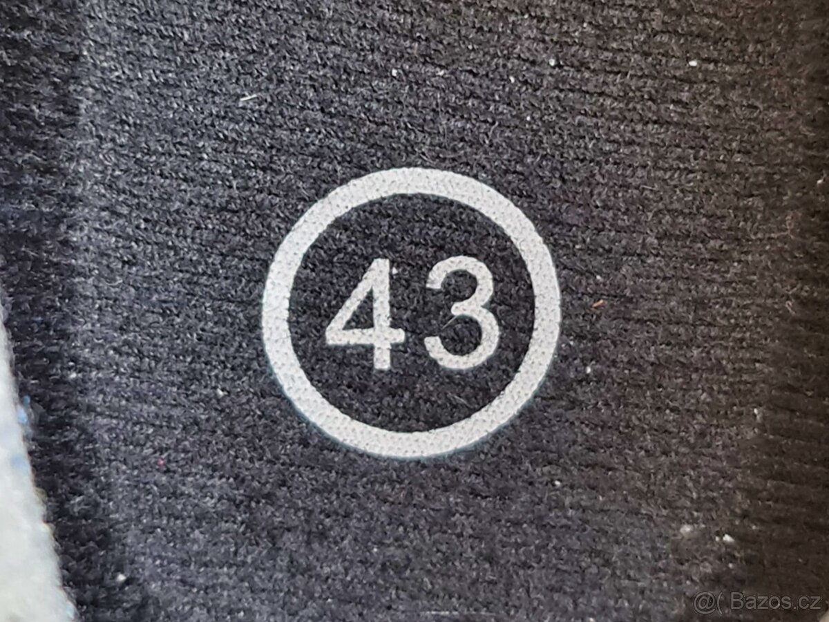 Ledni brusle Crowned Proteam, vel. 43, chrániče - 7