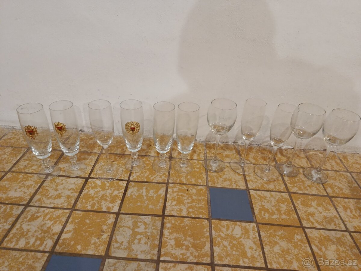 Mix nádobí za celkem 100 Kč - 7