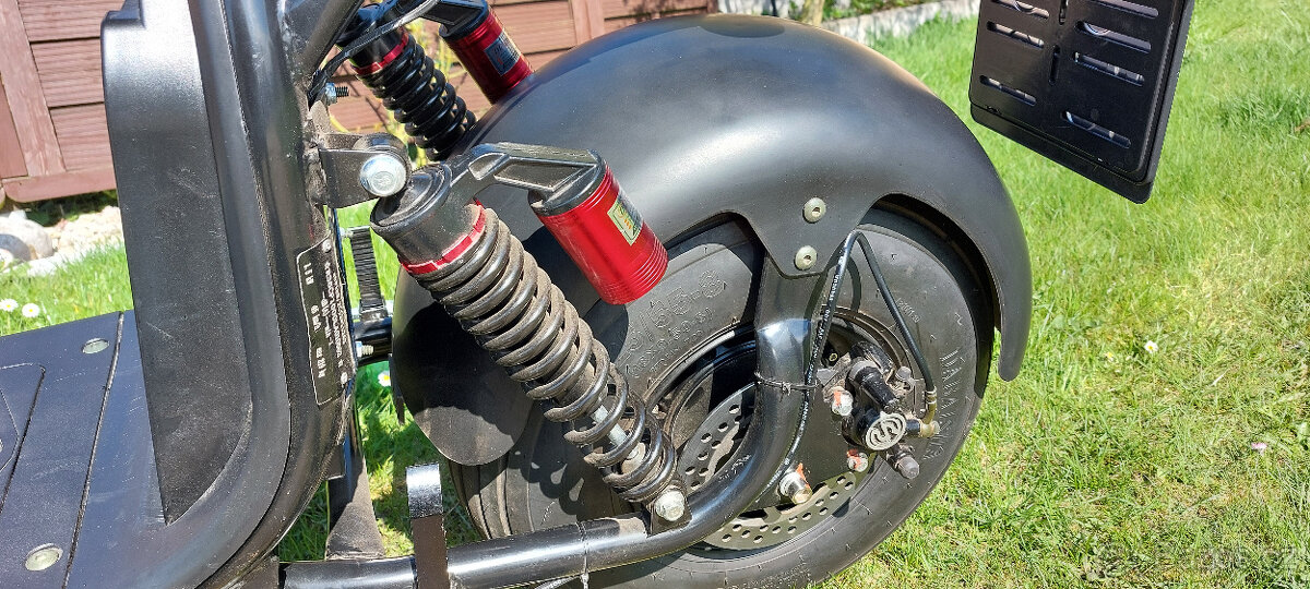 Elektroskútr Hecht COCIS - 7