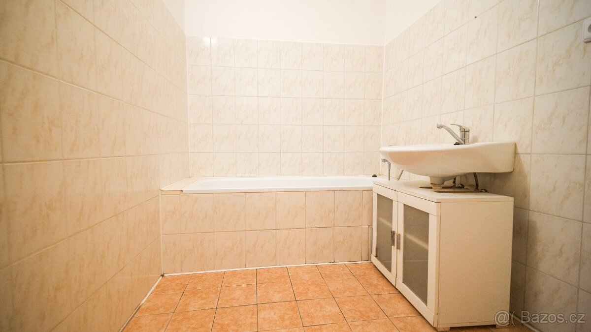 Prodej bytu 3+kk, 63 m² – Broumov - 7