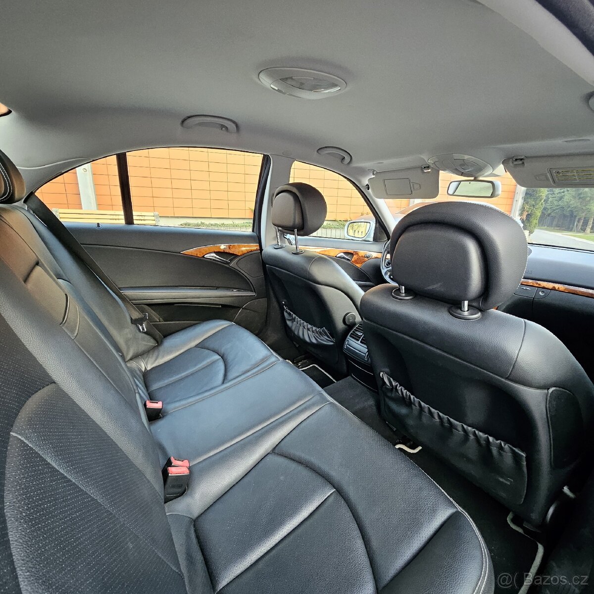 Mercedes-Benz E200 - 7