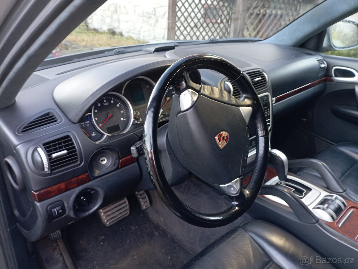 Prodám Porsche Cayenne 9PA 250 kW (itálie, vyvložkované) - 7