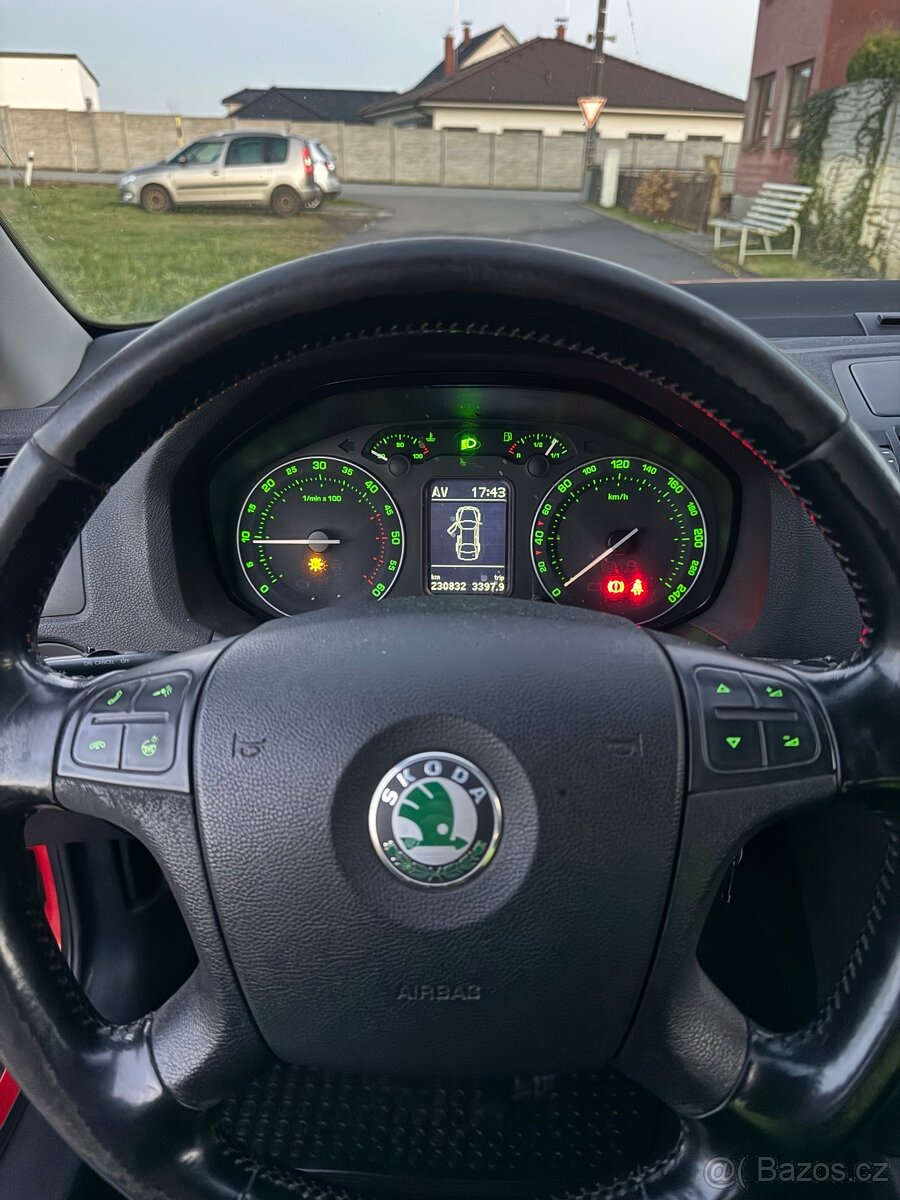 Škoda Octavia II SCOUT 2.0 TDI - 7