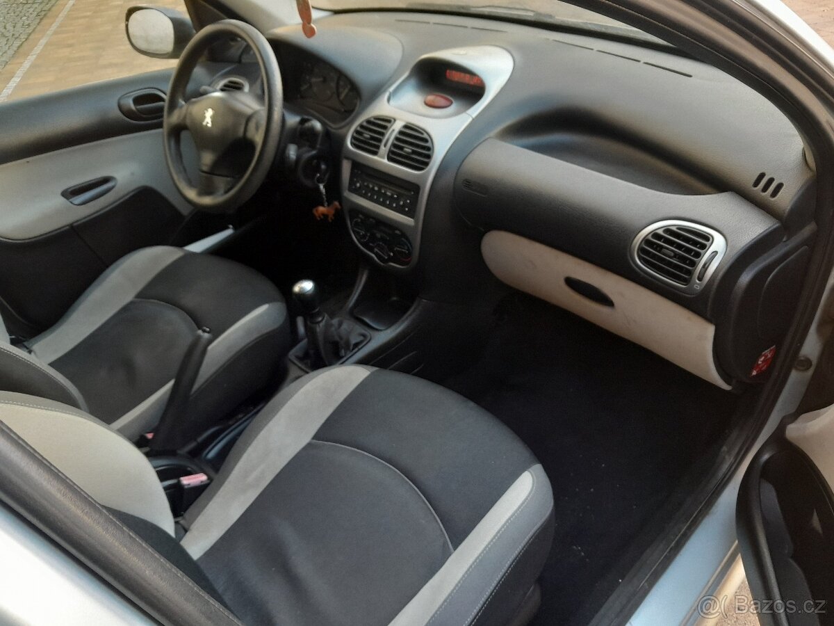 Prodám peugeot 206 - 7