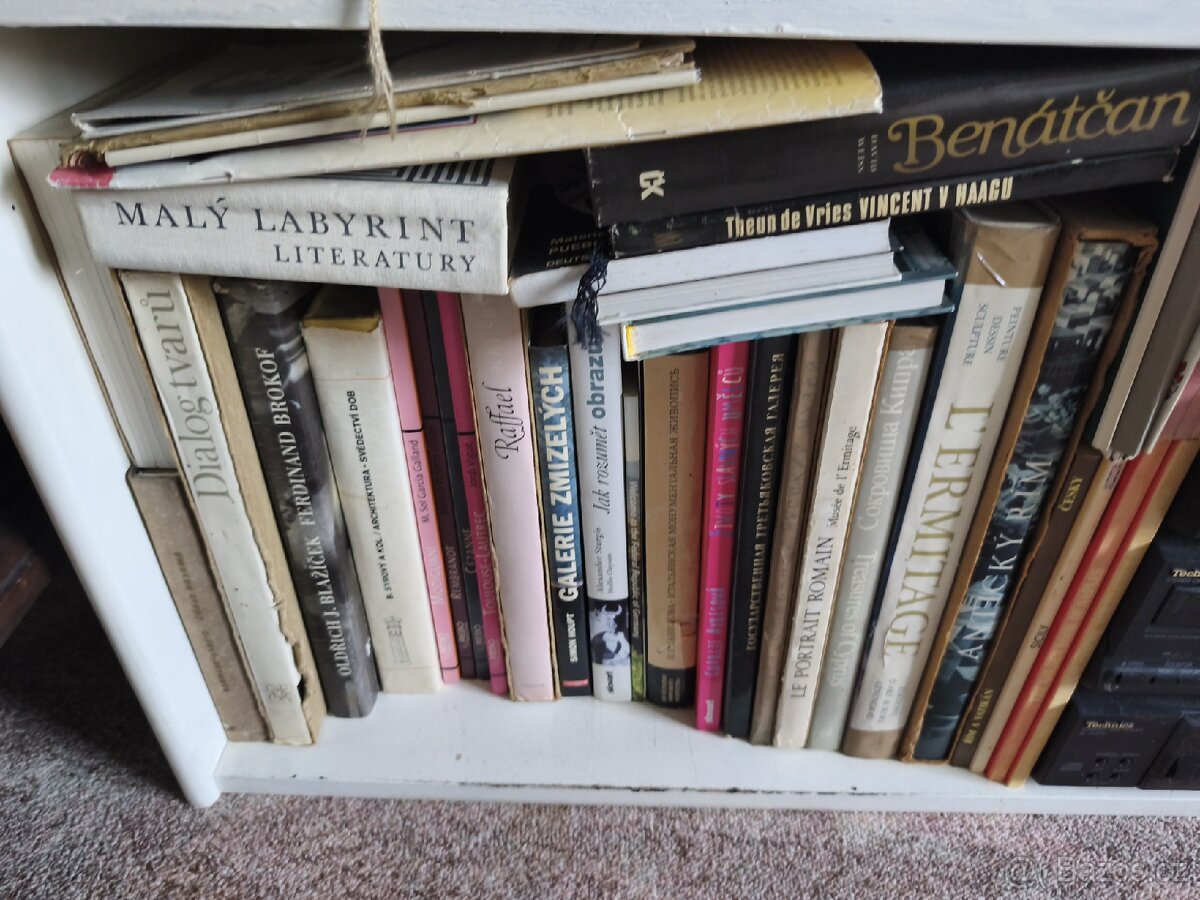 Sbírka knih - 7