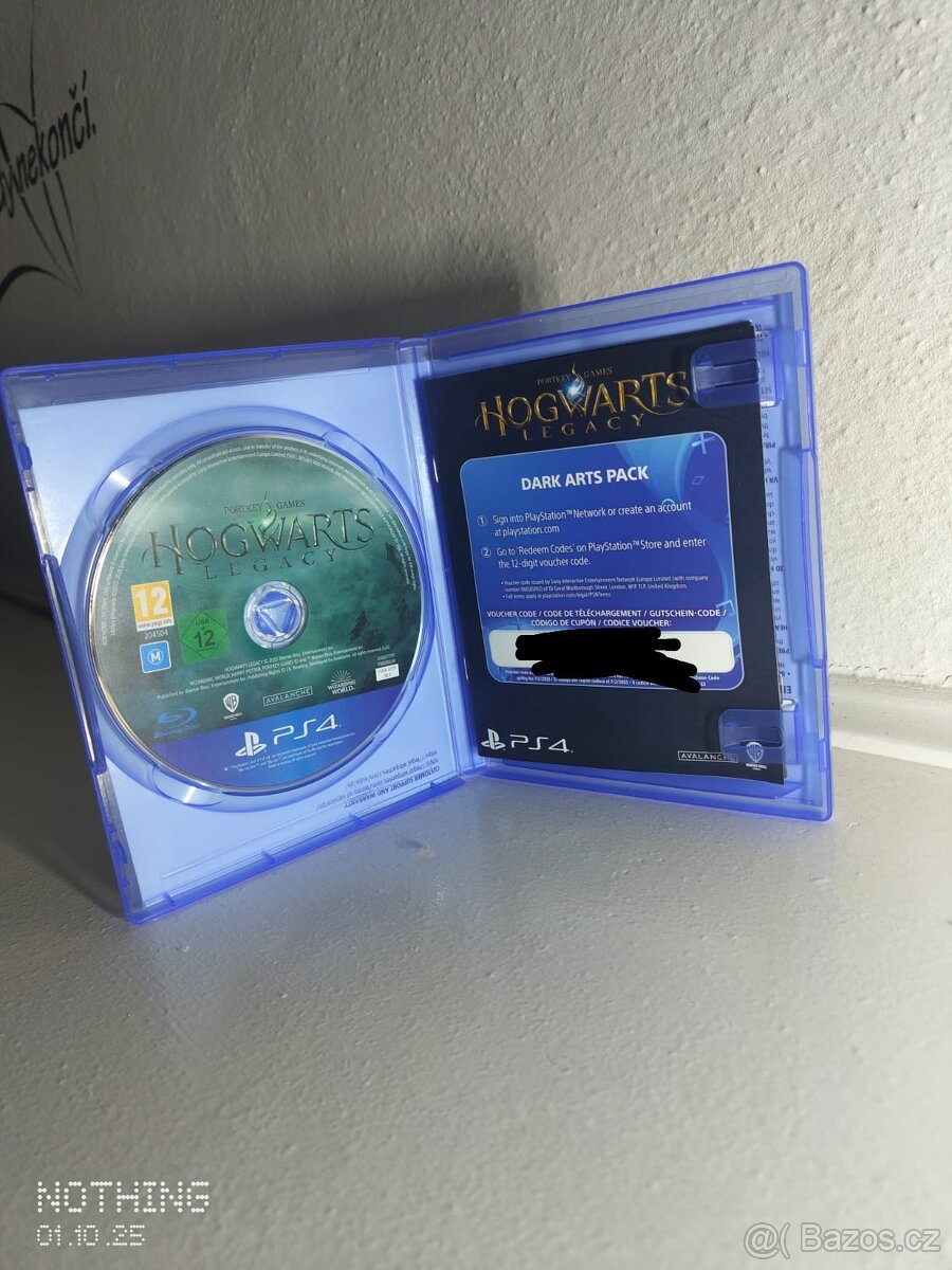 PlayStation 4 slim - 7