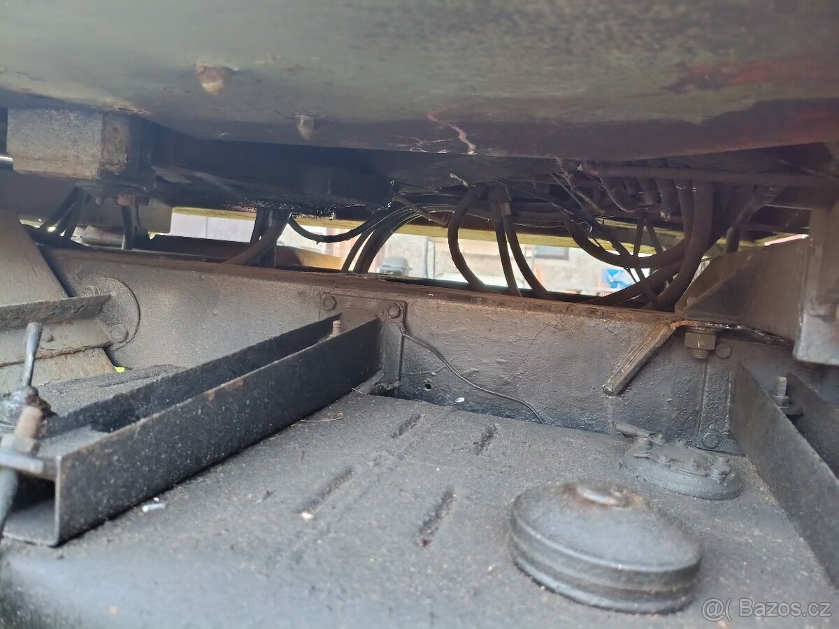 Multicar M25 plošina - 7