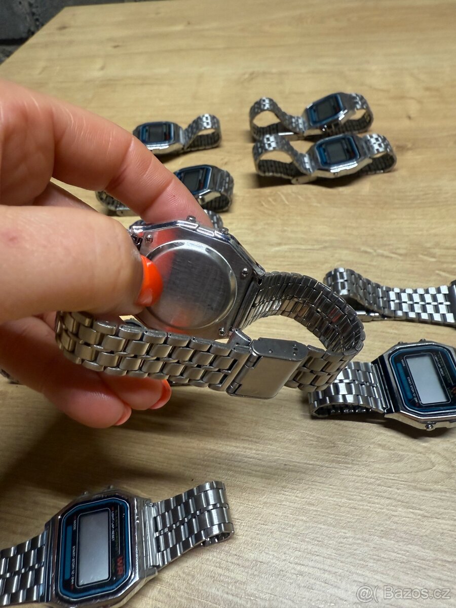 Retro ditalni hodinky na opravu - 7