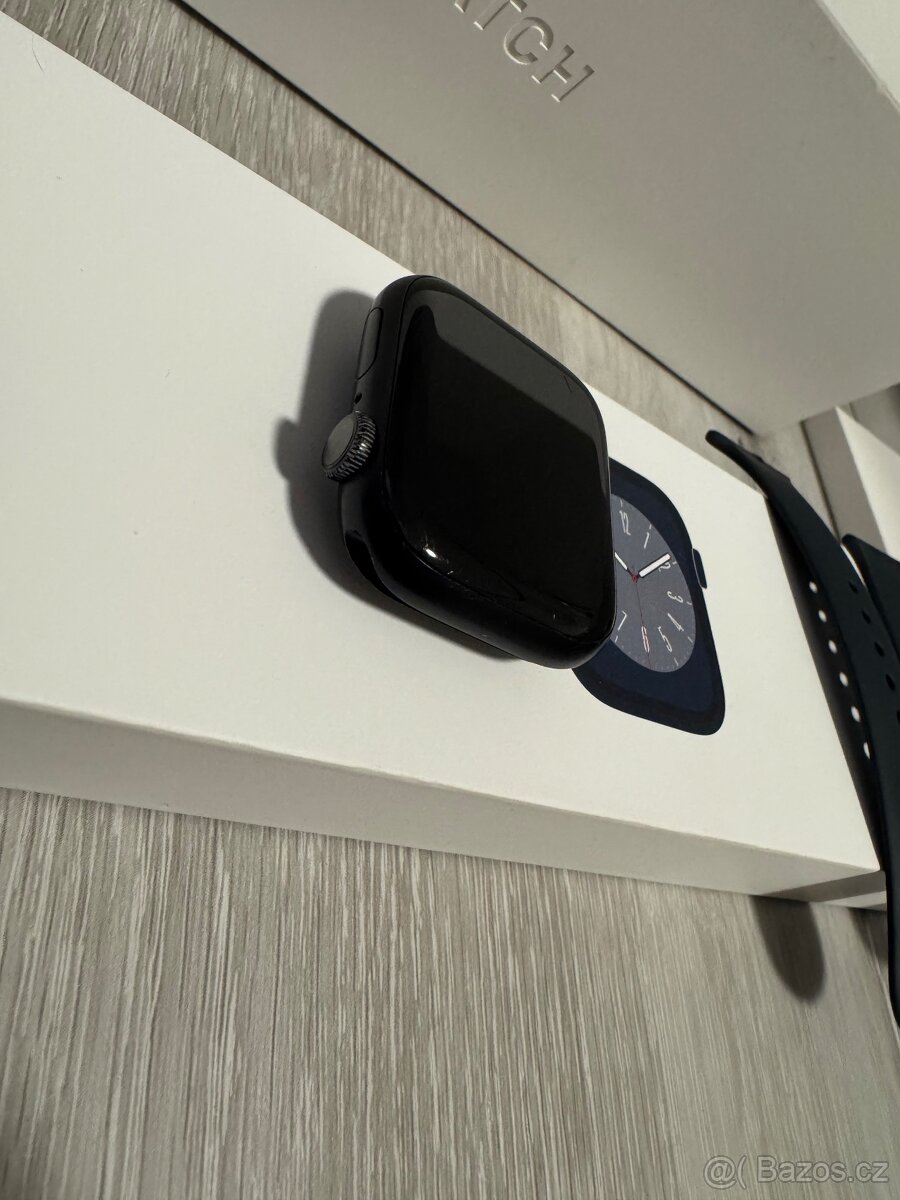 Apple Watch 8 45mm modré - Midnight - 7