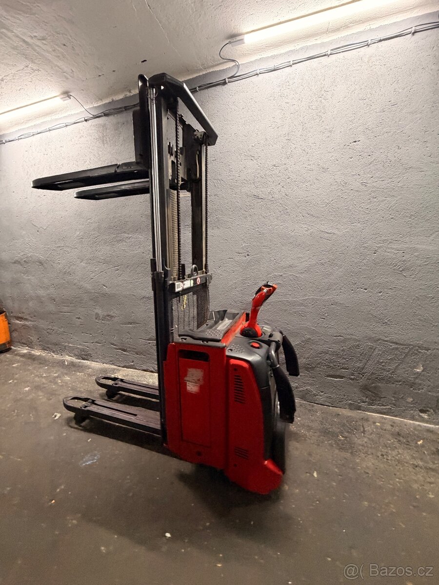 Elektrický vysokozdvižný vozík Linde L12 za 33.000Kč - 7