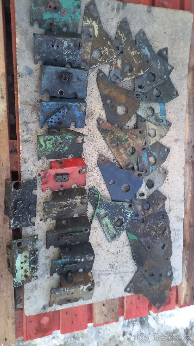 Zetor 25-držáky vzduchového filtru - 7