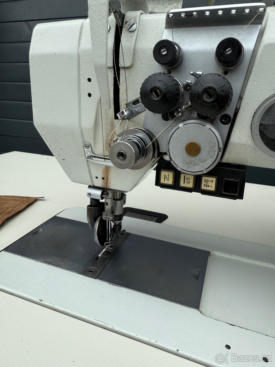 Šicí stroj Durkopp Adler 1220 se 2 jehlami, 4 mm, šicí stroj - 7