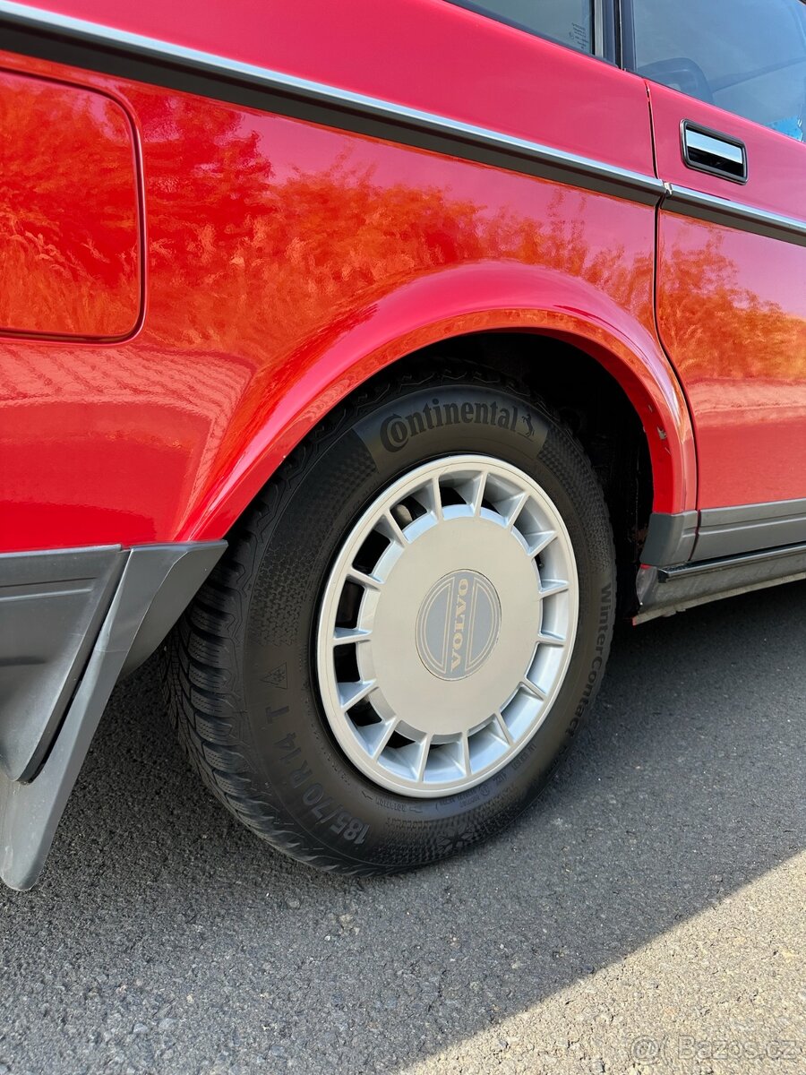 Volvo 240 GL 2.3L 1990 - 7