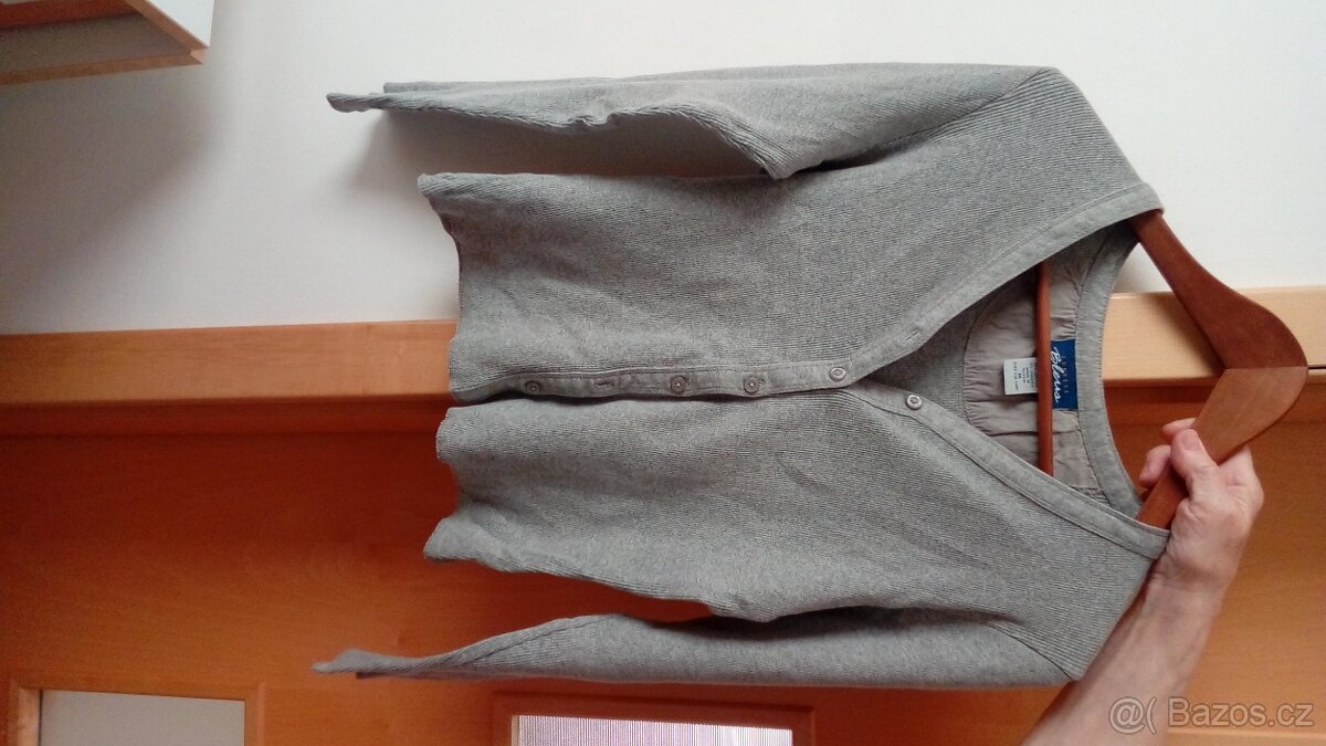 Dámské oblečení - 7