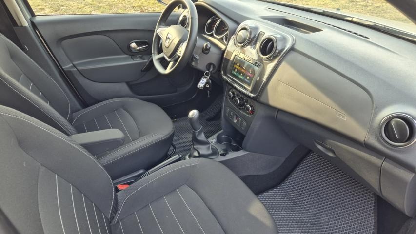Prodám Dacia Sandero 1.0tce 74KW - Klimatizace - 7