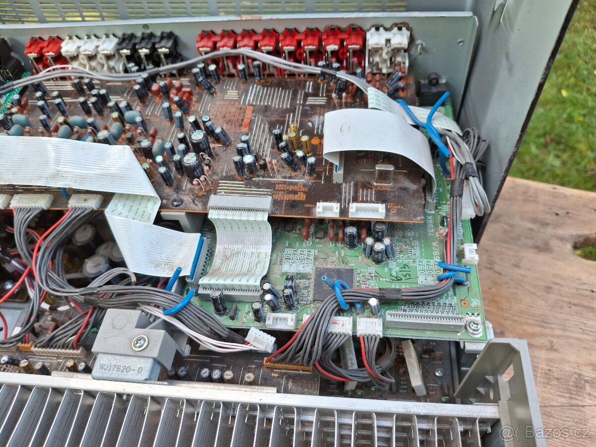 Receiver Yamaha na ND - 7