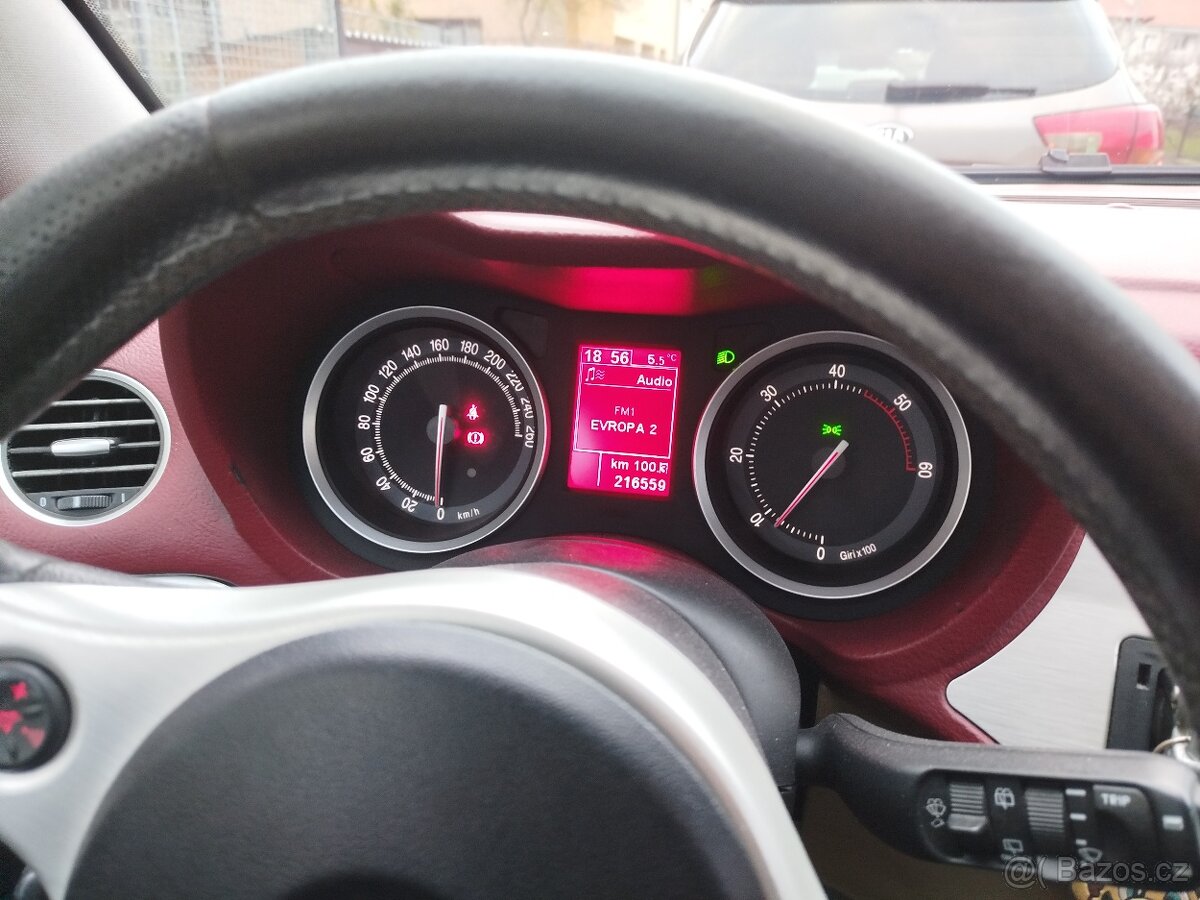 Alfa Romeo Brera - 7