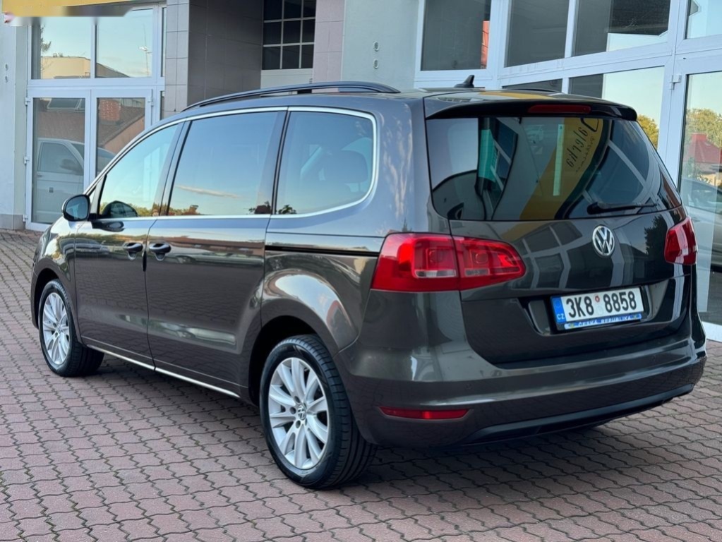 Volkswagen Sharan,2.0TDI DSG 7 míst - 7