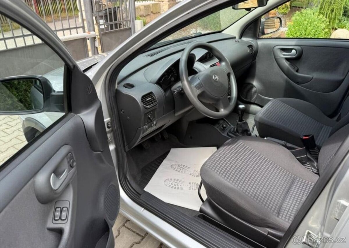 Opel Corsa 1,2 i klima , 2 sady kol benzín - 7
