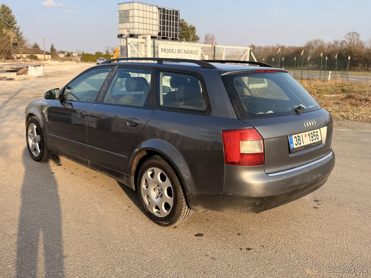 Audi A4 2.5 TDI 120 kW quattro - 7